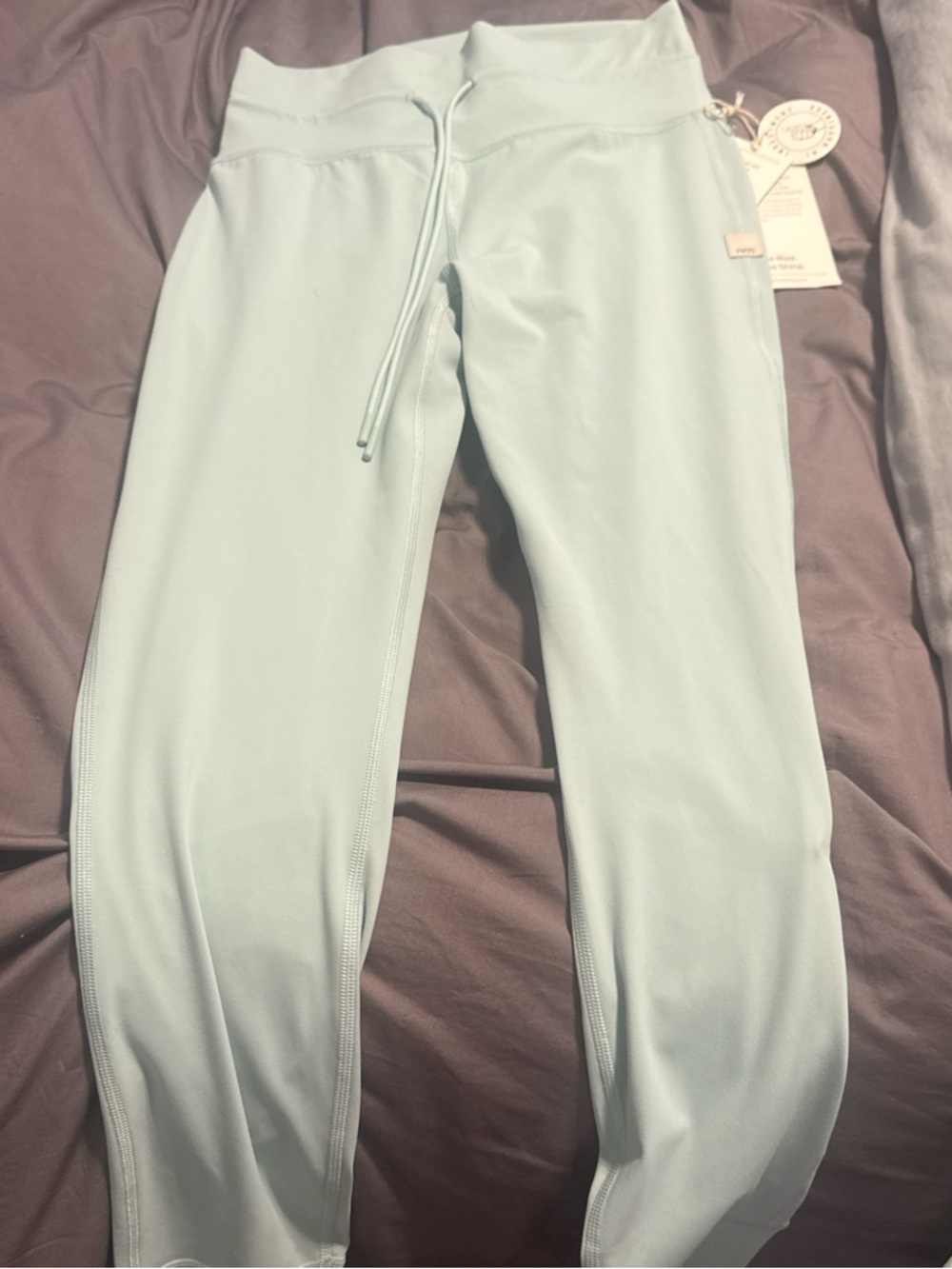 Vuori Women’s Mint Green Performance Leggings with Drawstring Waist